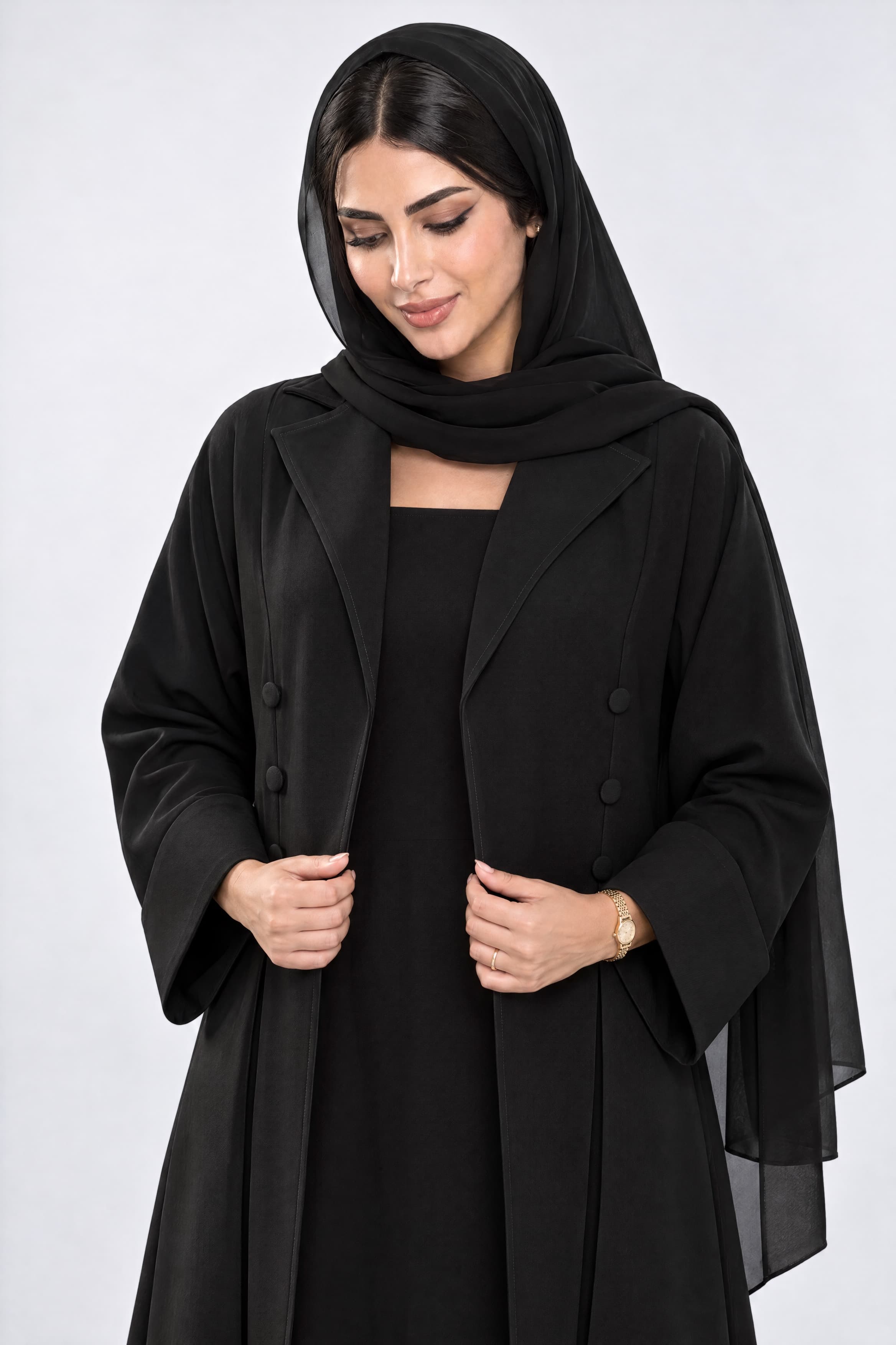 عباية بقماش بليزر أسود مع الطرحه