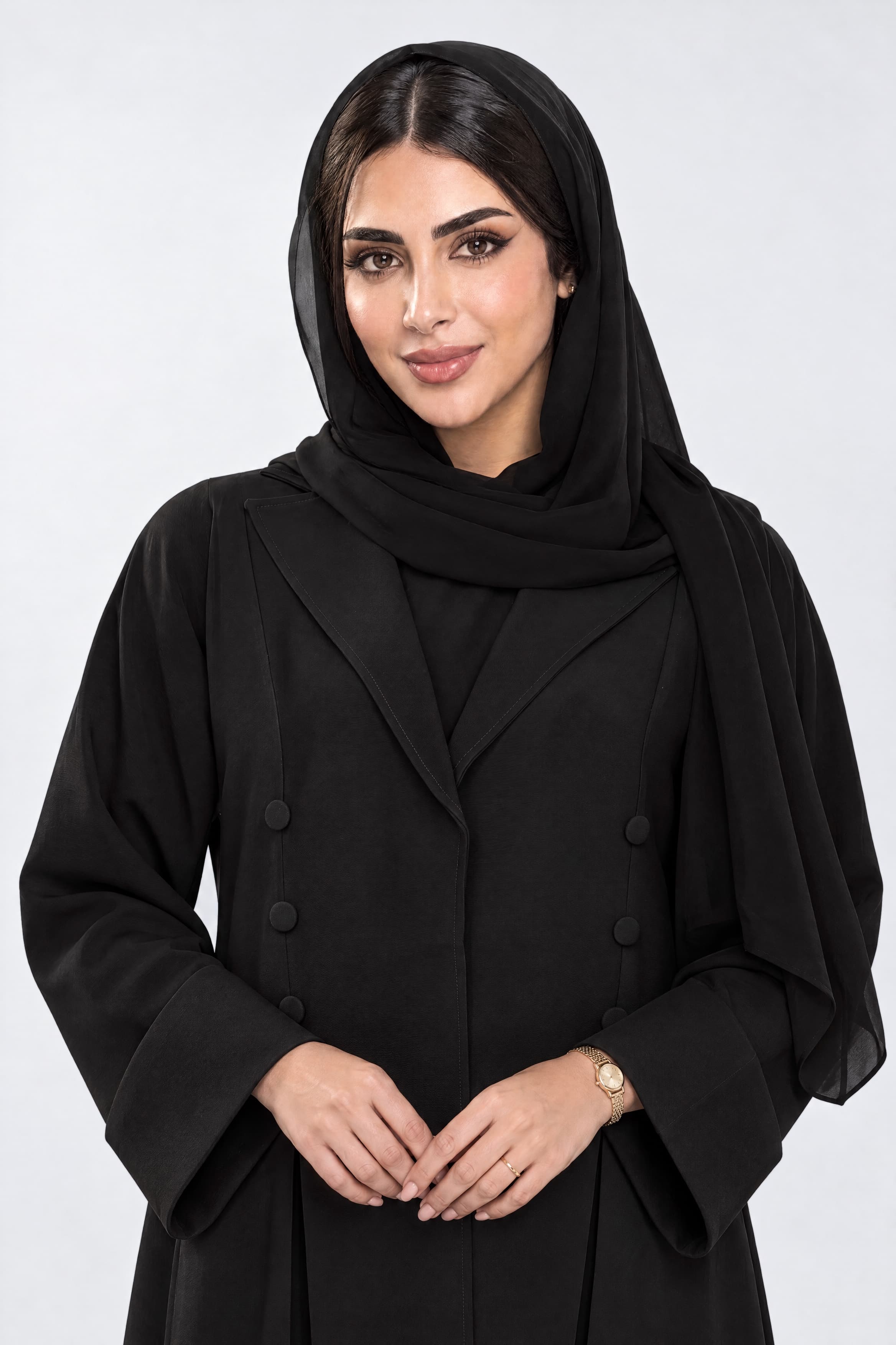 عباية بقماش بليزر أسود مع الطرحه