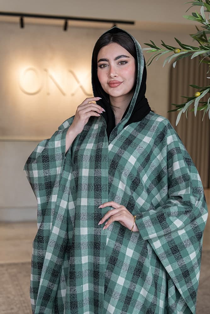 عباية الشال بقماش صوف أخضر مع الطرحه